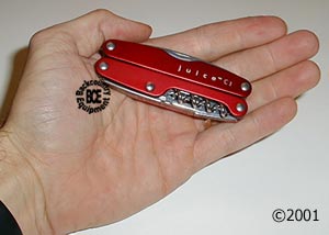 leatherman juice c2 inferno in hand